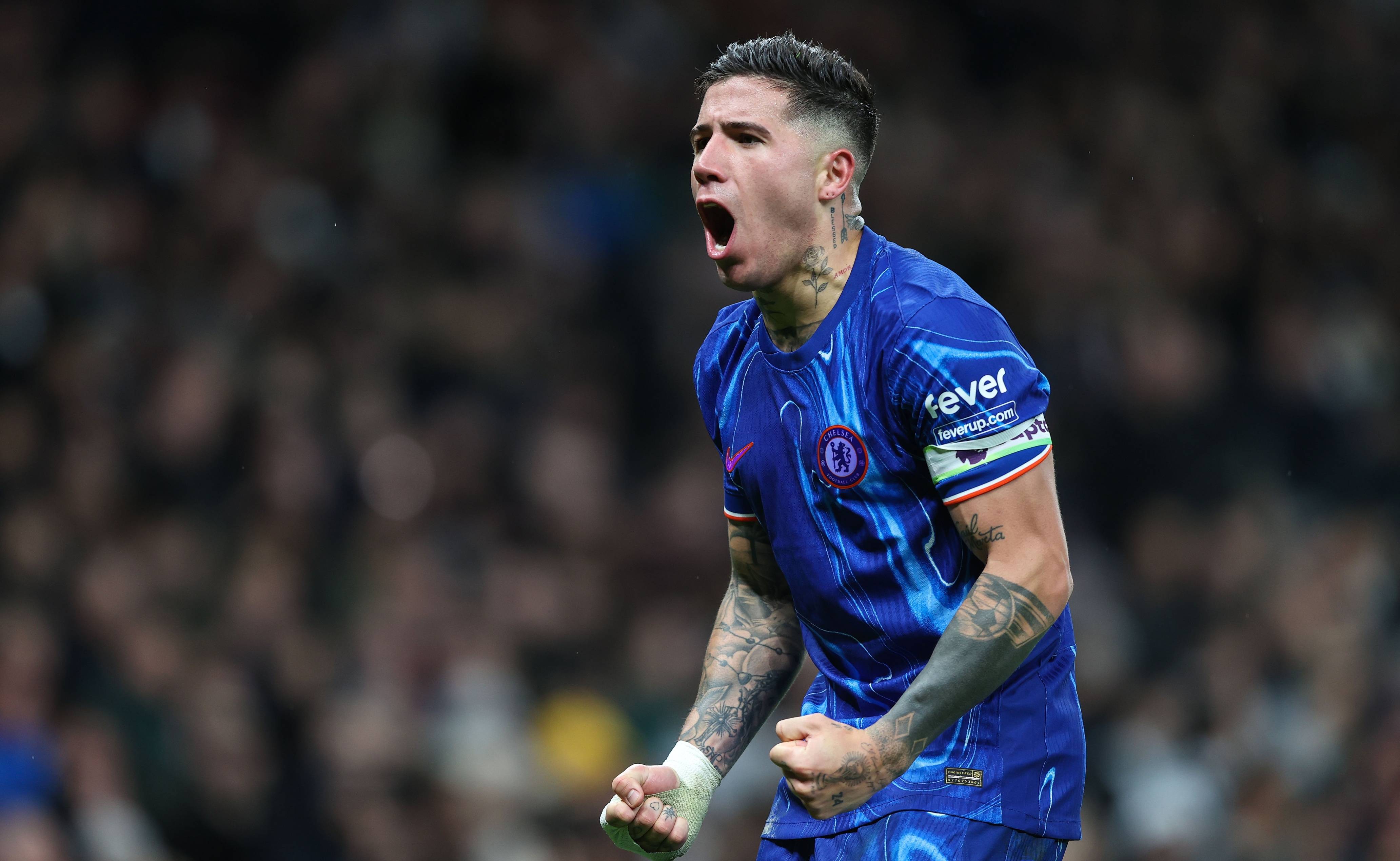 作为世界足 作为世界足